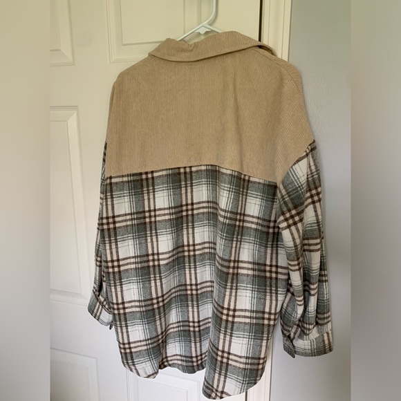 Cute Shacket!! - Picture 2 of 6